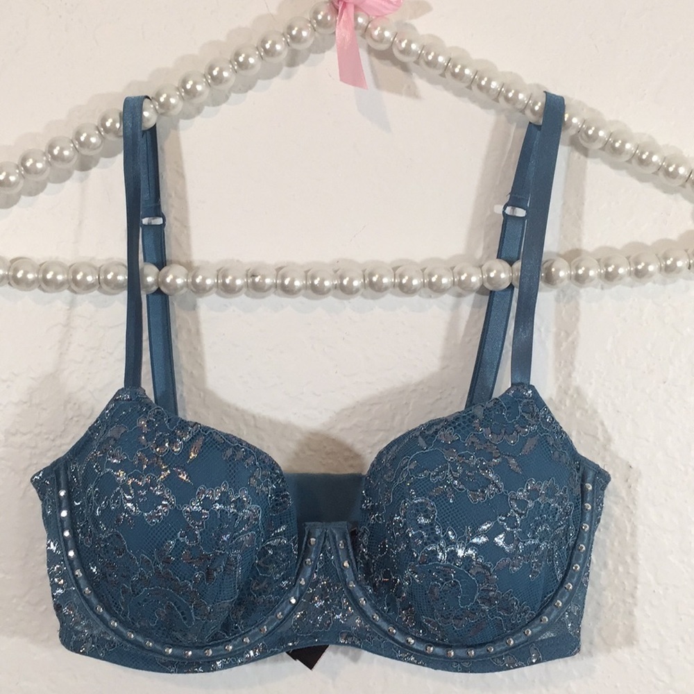 Victoria’s Secret Very Sexy Eyelash Lace Balconet